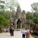 Siem Reap Tour: Angkor Wat & Floating Village